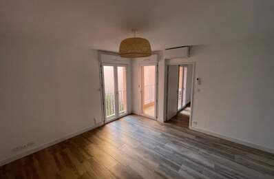 A VENDRE SIX-FOURS-LES-PLAGES 83140 APPARTEMENT 2 PIECES RENOVE — photo du bien