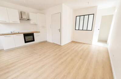 A vendre studio neuf de 23 m² dans petite copropriété proche du centre ville avec place de parking privative — photo du bien