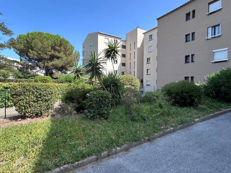 ✨ Appartement T2 de 44 m² avec deux balcons, parking et cave – Emplacement recherché ! — photo 1
