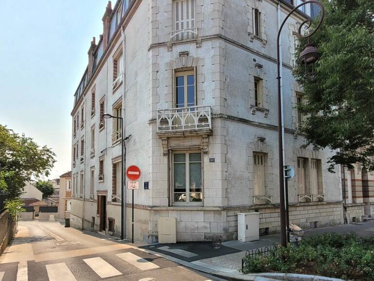 Grand Studio quartier Dunois — photo 1