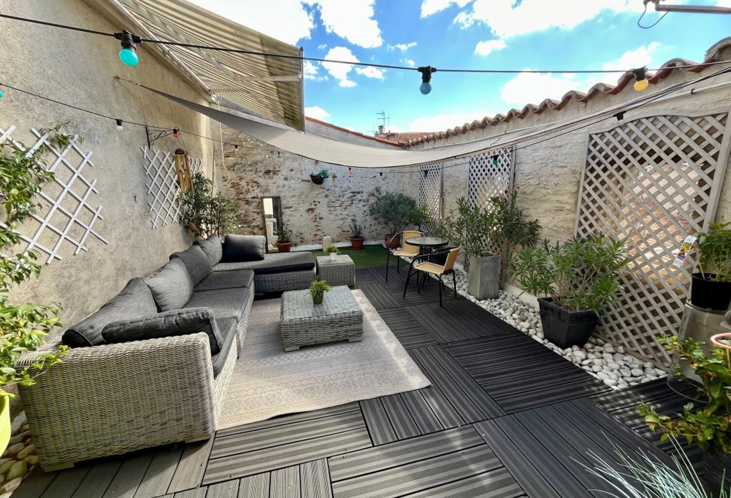Appartement À Vendre — photo 1