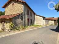   Maison à rénover avec ses 3 granges — photo 2