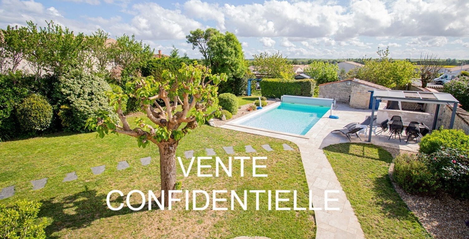 Charentaise d'exception - 260 m² de charme, volumes et caractère — photo 1