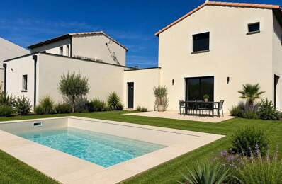 Villa 4 pièces de 96 m² avec garage et piscine sur 355 m² de terrain — photo du bien