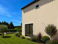 Villa 4 pièces de 96 m² avec garage et piscine sur 355 m² de terrain — photo 2