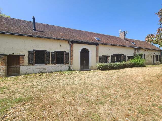 Maison 221 m² avec terrain de 5 000 m² - Mouliherne (49390) — photo du bien