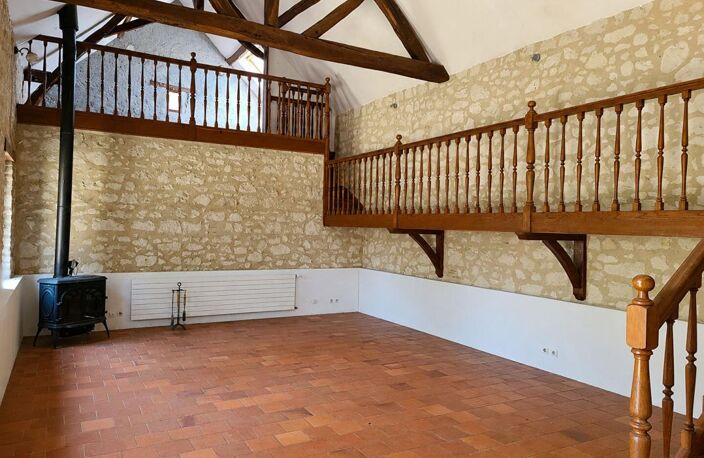Maison 221 m² avec terrain de 5 000 m² - Mouliherne (49390) — photo 4