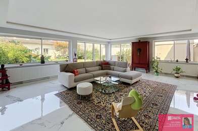 Maison 8 pièces 605000 €