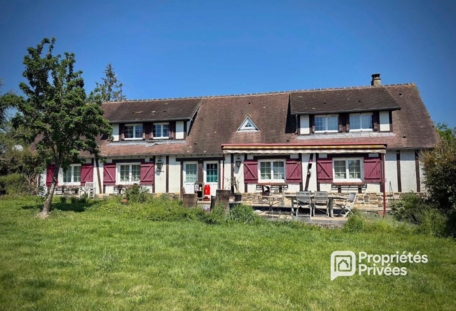 MESNILS-SUR-ITON LONGÈRE DE 160 m², PISCINE, DÉPENDANCES, CADRE BUCOLIQUE - 279 900  HAI — photo 1