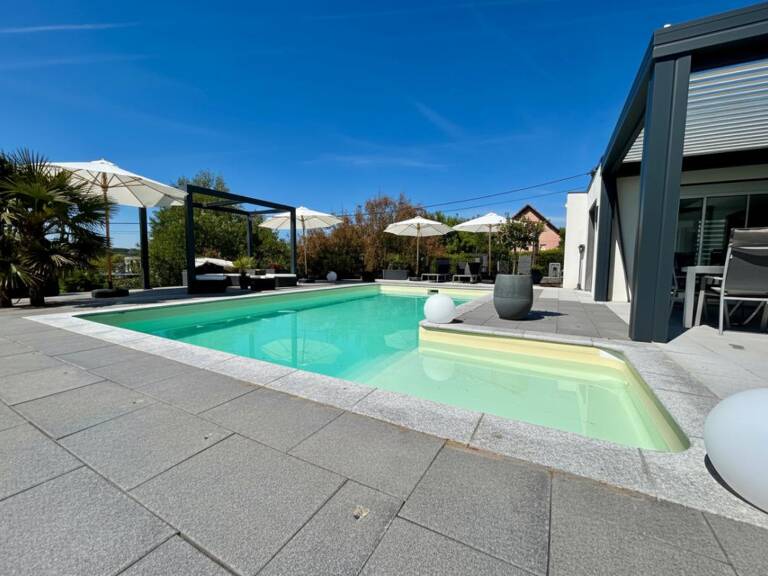 Propriété rénovée avec piscine, 160 m² sur 27 ares 96 — photo 1