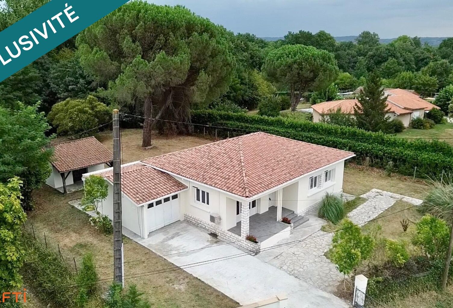 Maison avec dépendance — photo 1