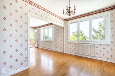 Appartement 4 pièces 220000 €