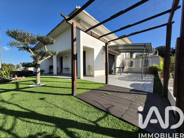 Vente Maison/villa 10 pièces — photo du bien