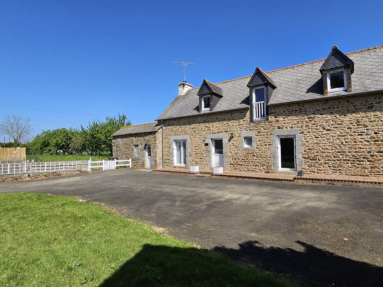 Maison de campagne habitable immédiatement avec ses combles — photo 1