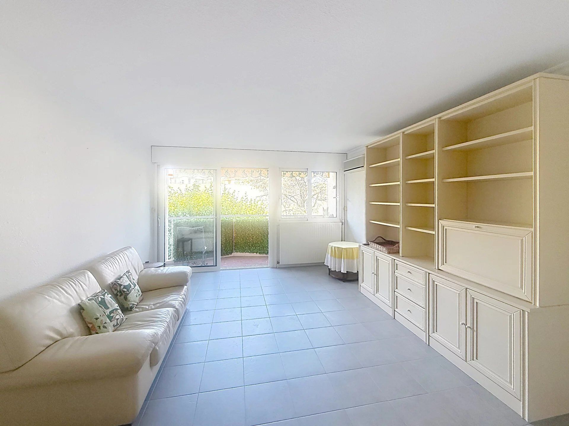 Appartement 2 pièces 48 m² · à Cannes · 48 m² · 117 000 €