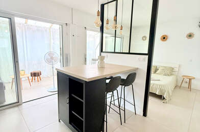 Appartement 1 pièces 210000 €