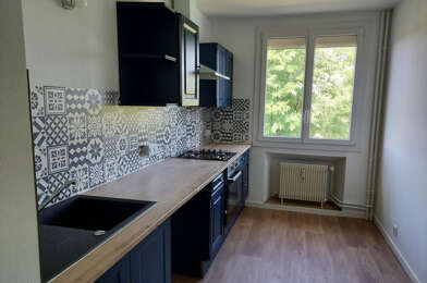 Appartement 3 pièces 712 €