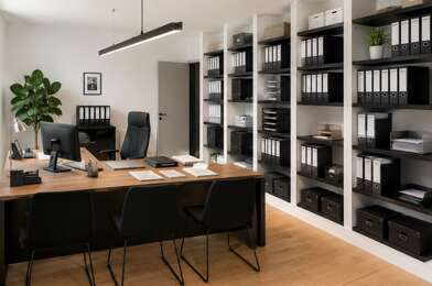 Commerce  904995 €
