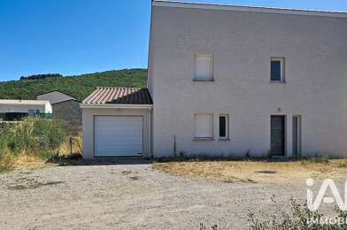 Maison 5 pièces 1020 €