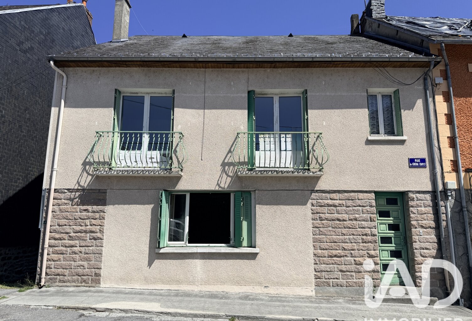 Vente Immeuble 160 m&sup2; — photo 1