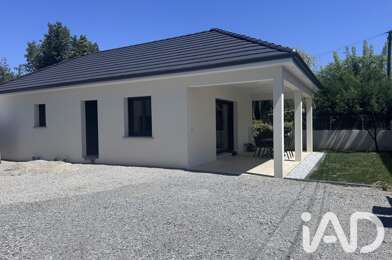 Maison 3 pièces 240000 €