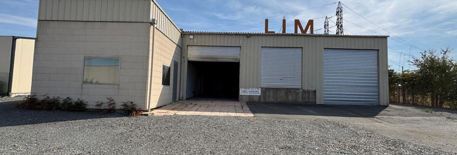 Commerce  558 m² à louer à Doué-en-Anjou (49700)