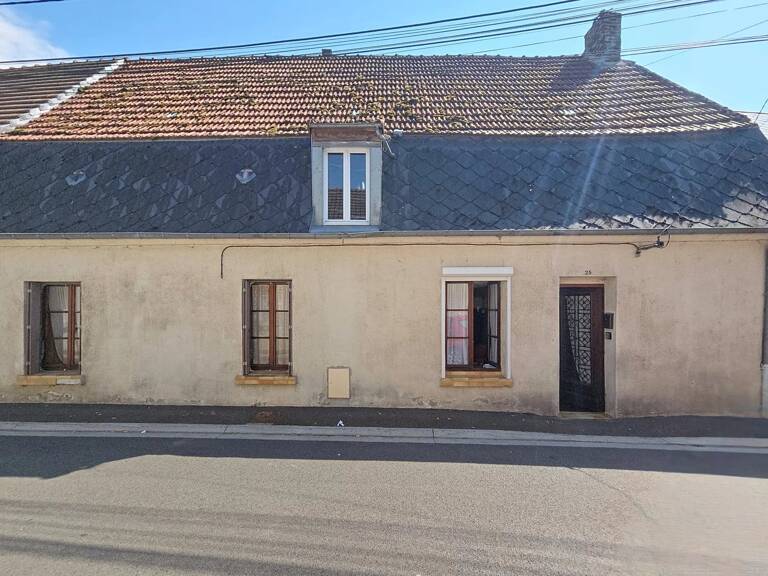 À VENDRE – Maison à rénover avec jardin et grand potentiel – Laon — photo 1