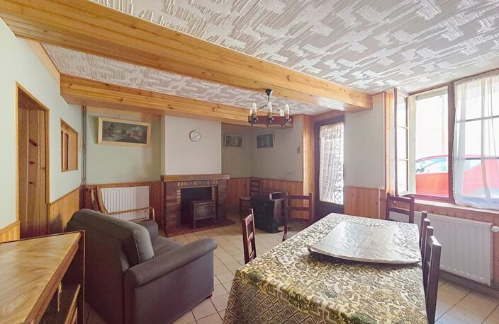 À VENDRE – Maison à rénover avec jardin et grand potentiel – Laon — photo 2
