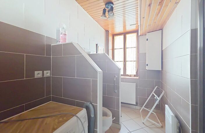 À VENDRE – Maison à rénover avec jardin et grand potentiel – Laon — photo 5
