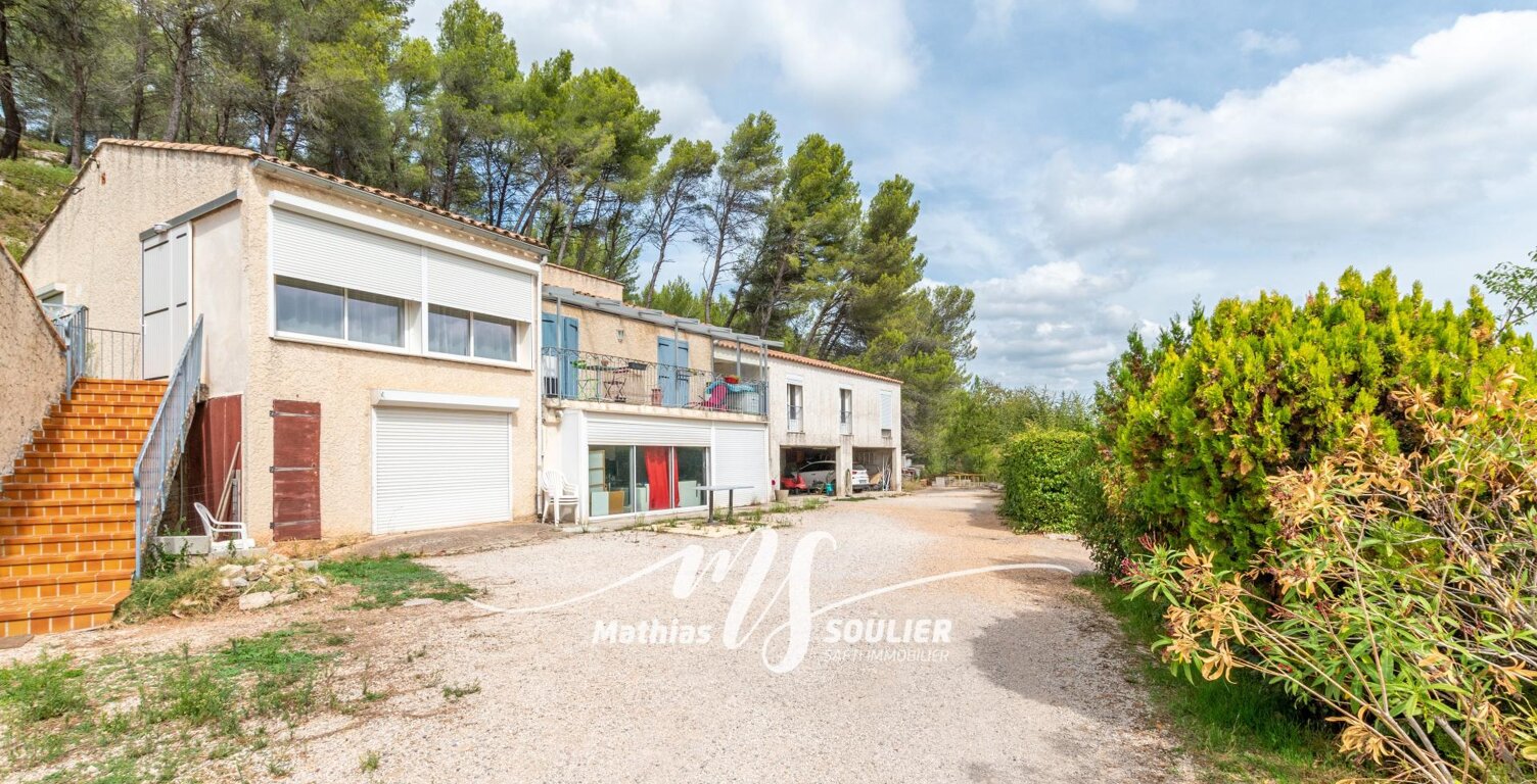 Maison de 181 m² sur terrain de 3070 m² - Meyreuil — photo 1