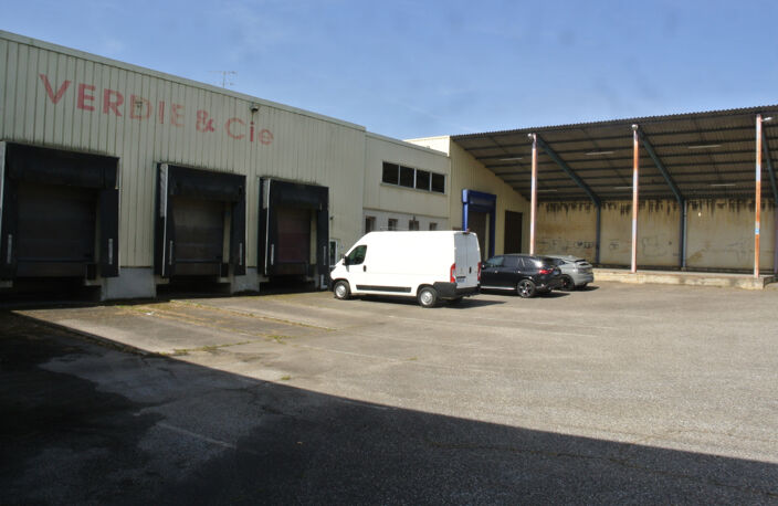 À vendre   Bâtiment professionnel à Marmande — photo 2