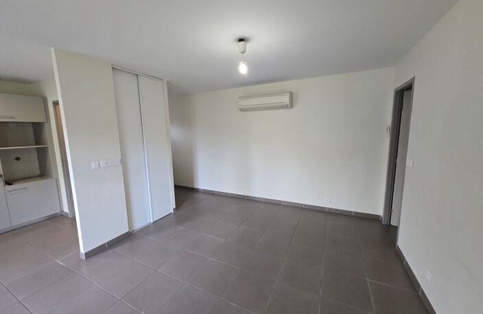 AUTERIVE CENTRE (31190) - APPARTEMENT T3 DE 70m2 - RENOVÉ — photo 3