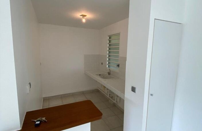 BALATA : Appartement T2 avec grande terrasse et vue dégagée sur le sacré coeur — photo 3