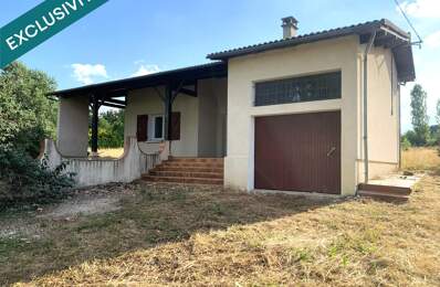 MAISON T5 AVEC GARAGE SUR TERRAIN DE 6338M² — photo du bien