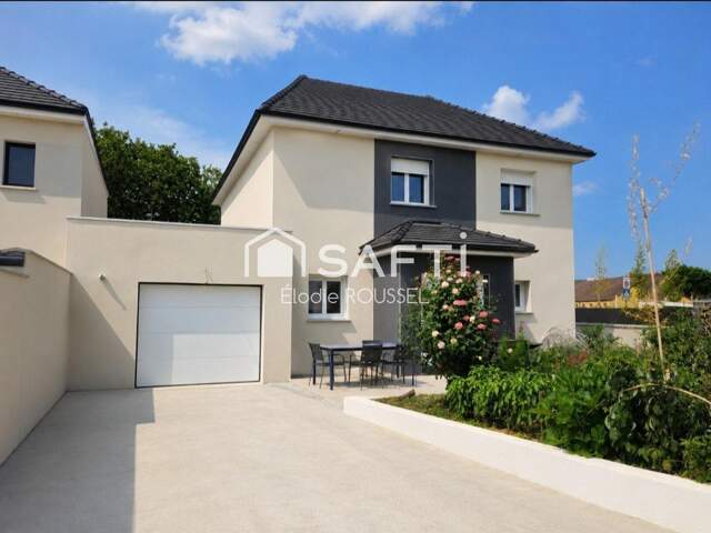 Maison 6 piéces - 145M² - Val de Reuil — photo du bien