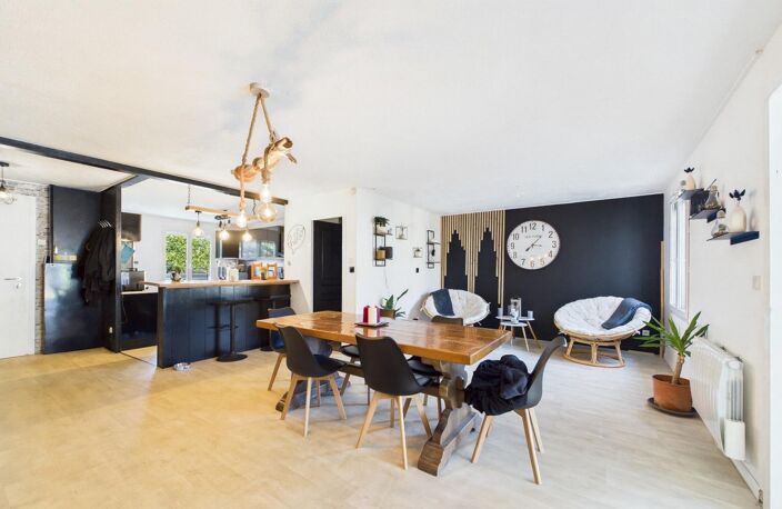 Maison familiale de plain-pied avec piscine, sans vis-à-vis — photo 2