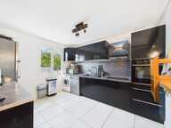 Maison familiale de plain-pied avec piscine, sans vis-à-vis — photo 3