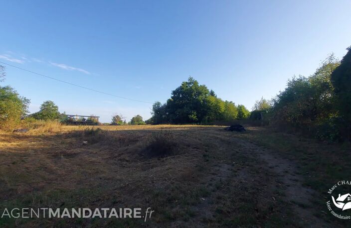 UN TERRAIN POUR CONSTRUIRE, UNE GRANGE POUR IMAGINER AUTRE CHOSE ! — photo 2