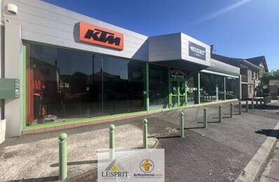 Local commercial d'environ 300 m² – Emplacement stratégique à Brive — photo du bien