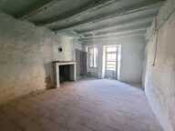 Bâtisse de 130m² de CACHET à RENOVER entièrement — photo 2