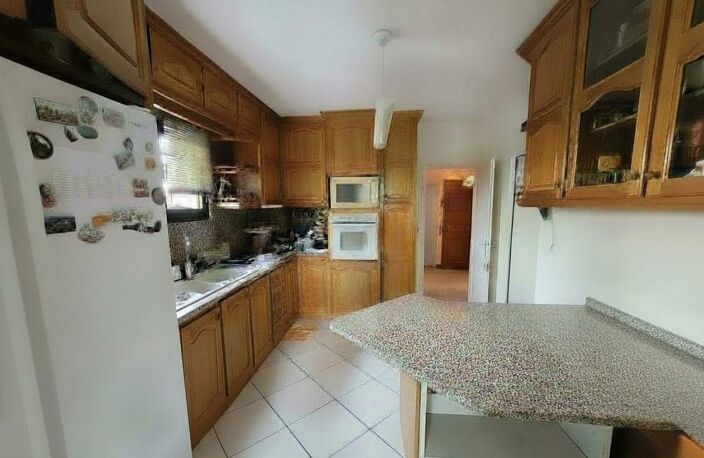 PESSAC CENTRE -  Maison familiale 147m² avec 5 chambres - jardin piscinable + SOUS-SOL de 60m² — photo 5