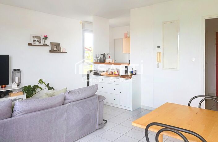 Charmant T3 lumineux au calme, balcon et 2 parkings — photo 2