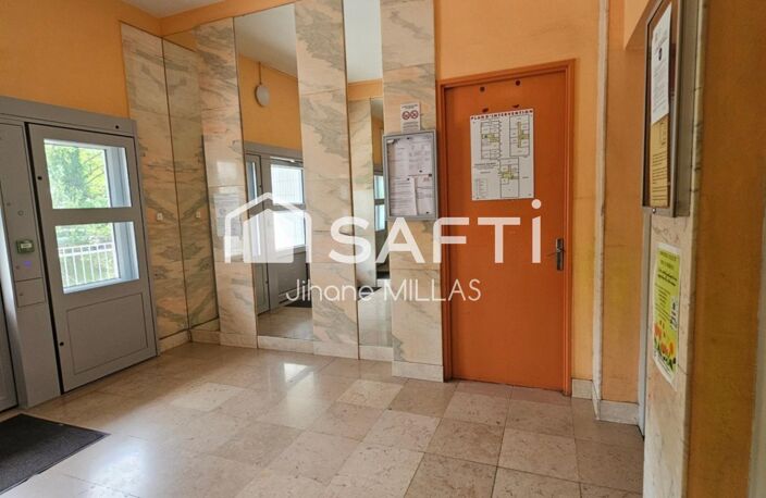 JOLIMONT T3 82M2 A 2 PAS DU CENTRE VILLE — photo 2