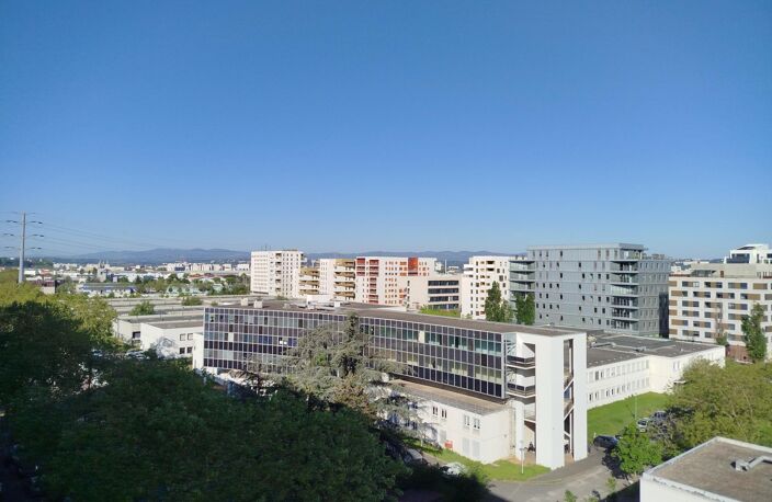 VUE SUR LYON DEGAGEE — photo 2