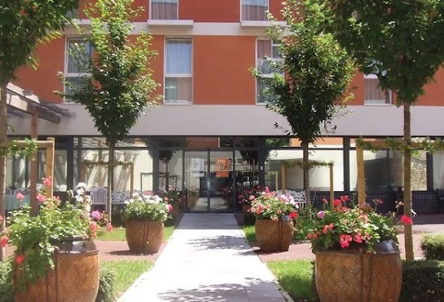 INVESTISSEMENT LMNP - VIRY-CHÂTILLON — photo 1