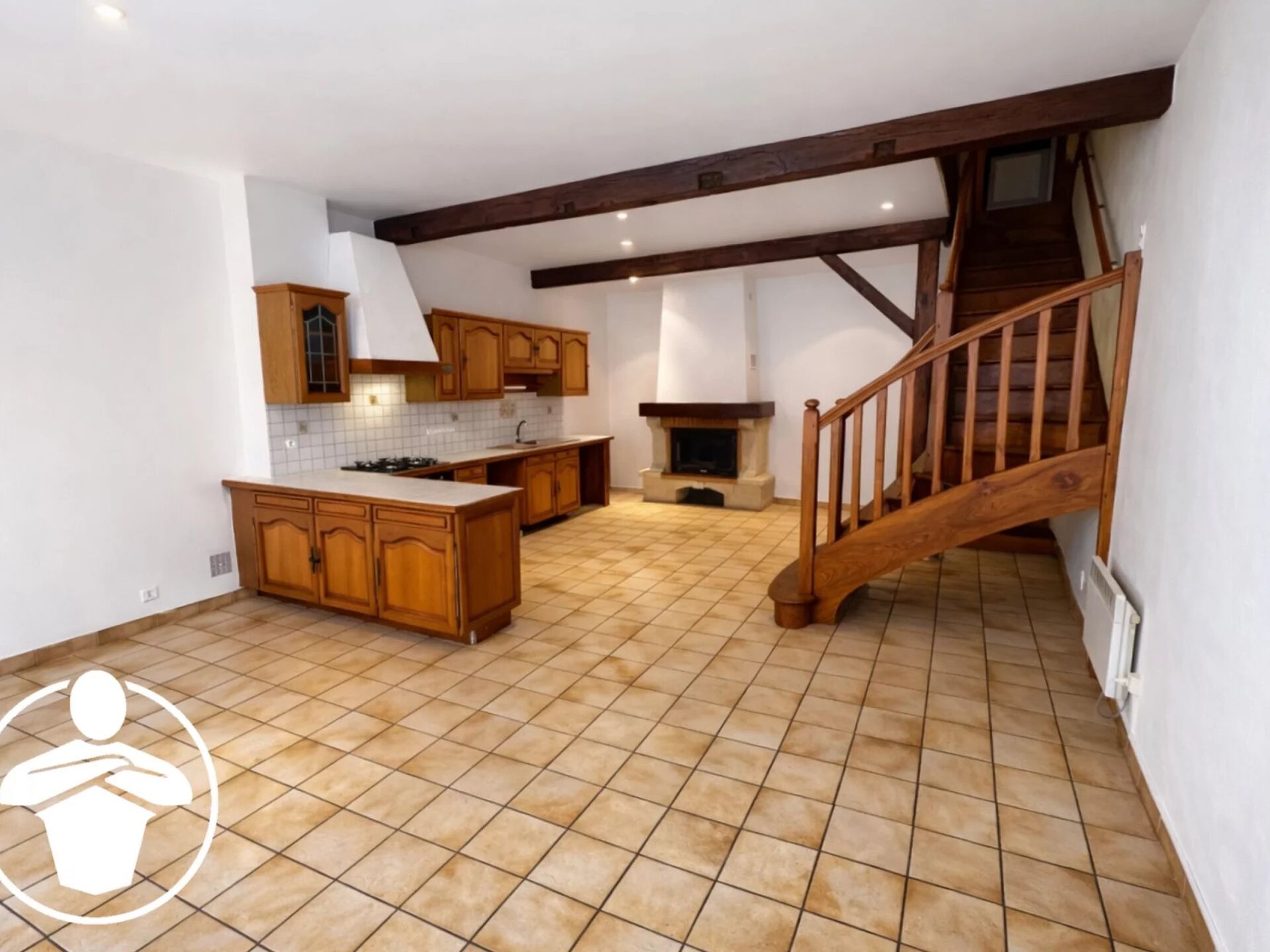 Maison 5 pièces 120 m² · à Monclar · 120 m² · 64 900 €