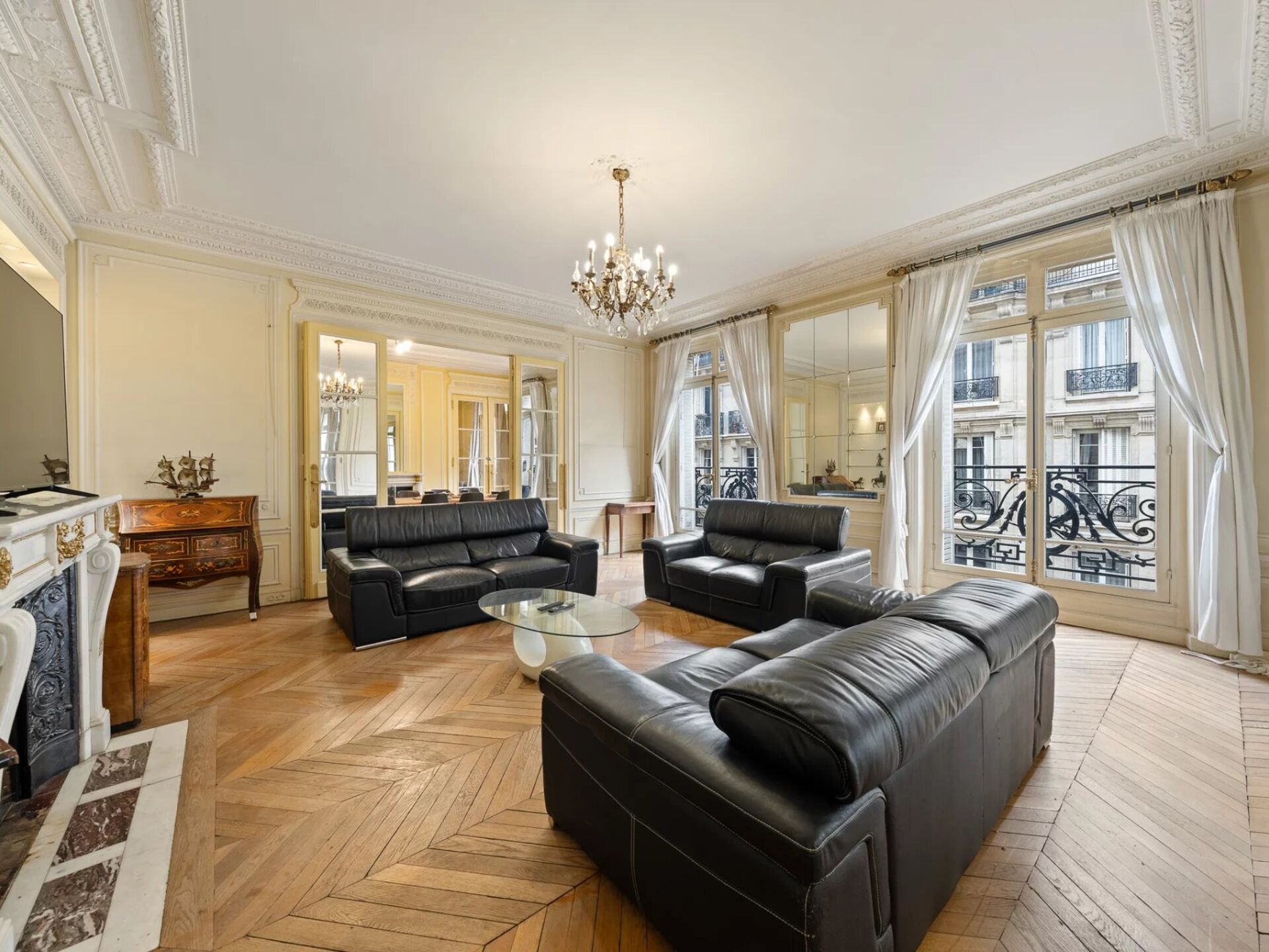 Appartement 8 pièces 291 m² · à Paris · 291 m² · 3 500 000 €