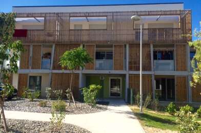 Appartement 3 pièces 794 €
