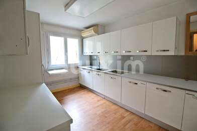 Appartement 5 pièces 230000 €