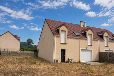 Maison 5 pièces 827 €
